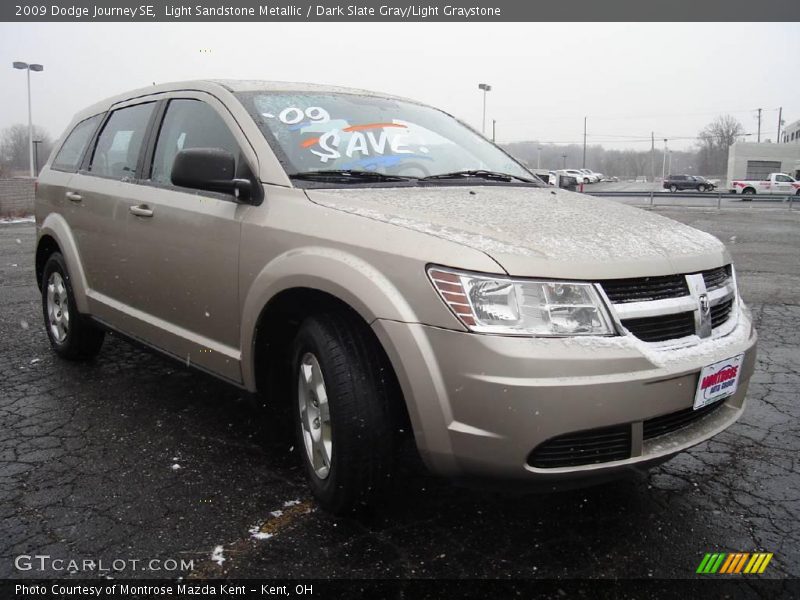 Light Sandstone Metallic / Dark Slate Gray/Light Graystone 2009 Dodge Journey SE