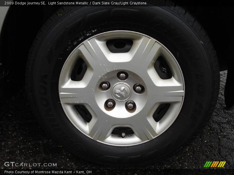 Light Sandstone Metallic / Dark Slate Gray/Light Graystone 2009 Dodge Journey SE