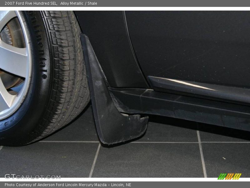 Alloy Metallic / Shale 2007 Ford Five Hundred SEL