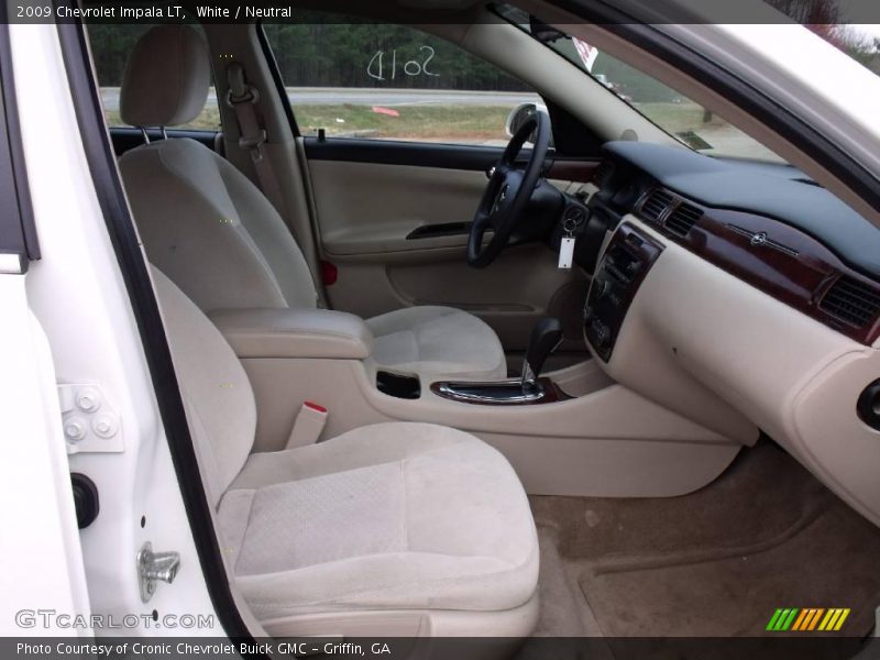 White / Neutral 2009 Chevrolet Impala LT