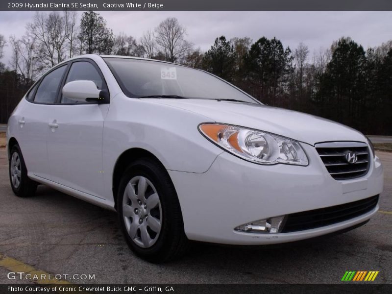 Captiva White / Beige 2009 Hyundai Elantra SE Sedan