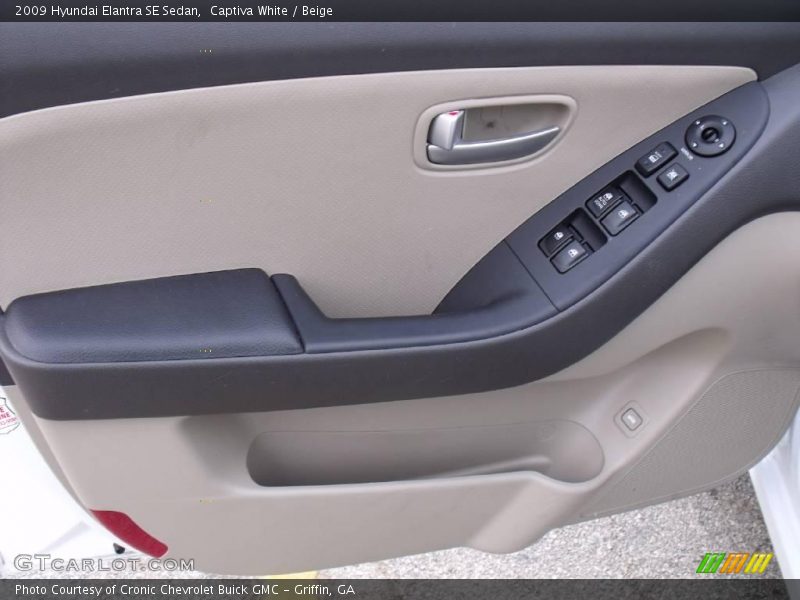 Captiva White / Beige 2009 Hyundai Elantra SE Sedan
