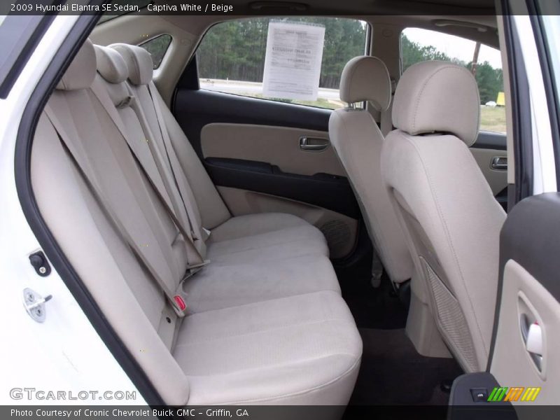 Captiva White / Beige 2009 Hyundai Elantra SE Sedan