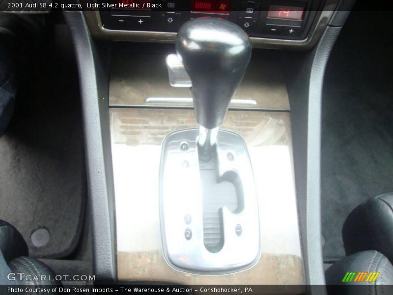 Light Silver Metallic / Black 2001 Audi S8 4.2 quattro