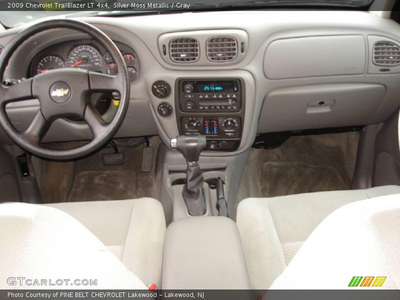 Silver Moss Metallic / Gray 2009 Chevrolet TrailBlazer LT 4x4