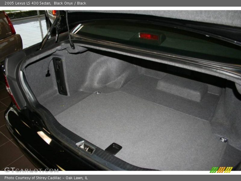 Black Onyx / Black 2005 Lexus LS 430 Sedan