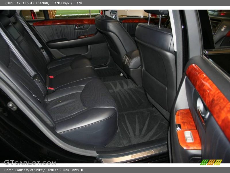 Black Onyx / Black 2005 Lexus LS 430 Sedan