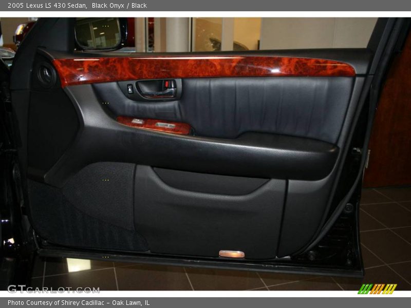 Black Onyx / Black 2005 Lexus LS 430 Sedan