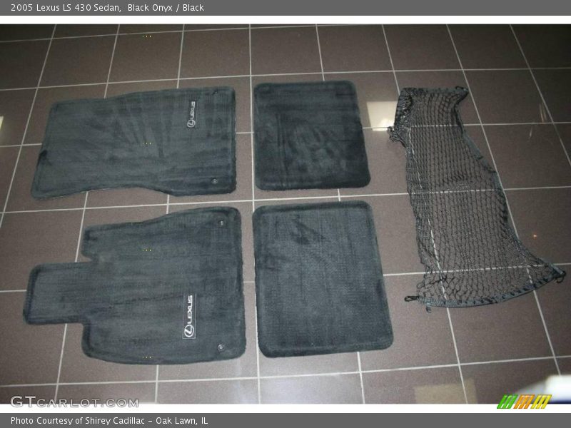 Black Onyx / Black 2005 Lexus LS 430 Sedan