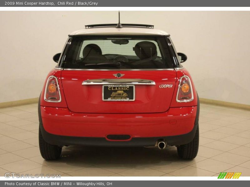 Chili Red / Black/Grey 2009 Mini Cooper Hardtop