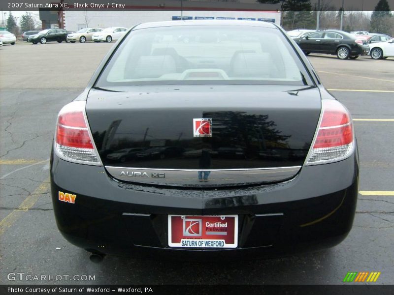 Black Onyx / Gray 2007 Saturn Aura XE