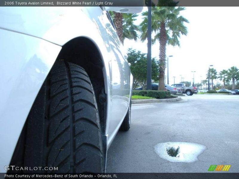 Blizzard White Pearl / Light Gray 2006 Toyota Avalon Limited