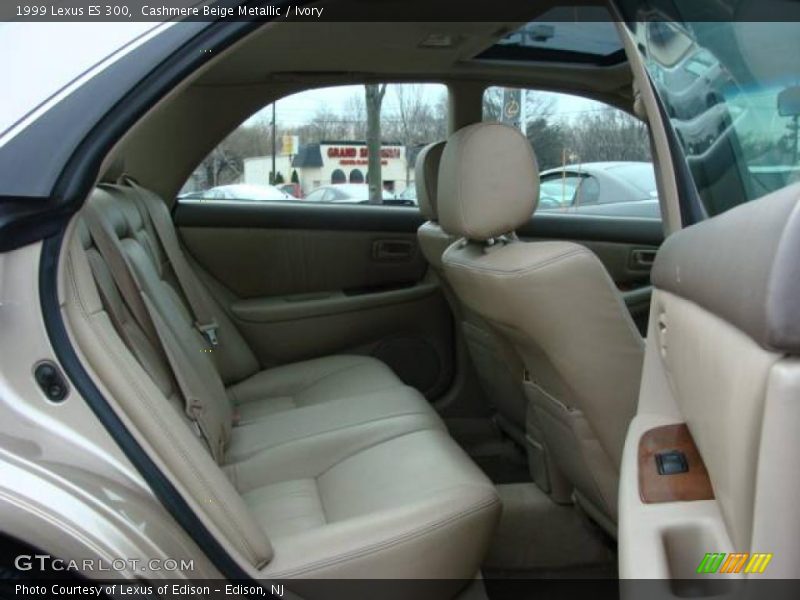 Cashmere Beige Metallic / Ivory 1999 Lexus ES 300