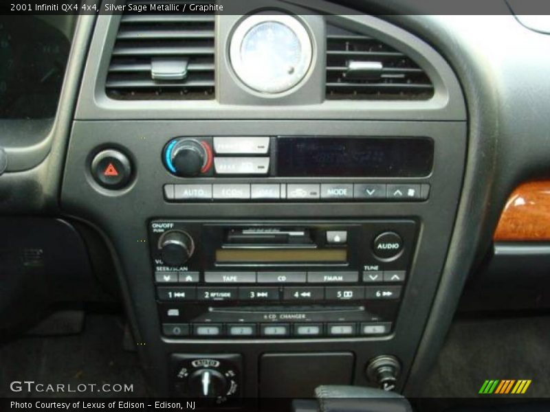 Silver Sage Metallic / Graphite 2001 Infiniti QX4 4x4