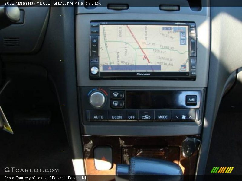Gray Lustre Metallic / Black 2001 Nissan Maxima GLE