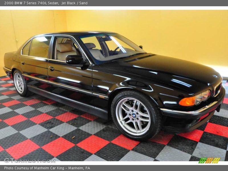 Jet Black / Sand 2000 BMW 7 Series 740iL Sedan