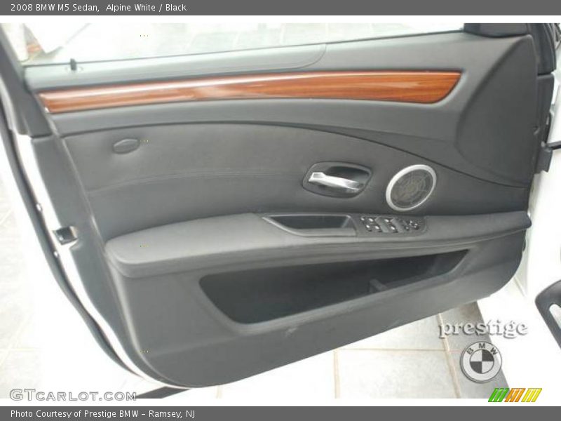 Alpine White / Black 2008 BMW M5 Sedan