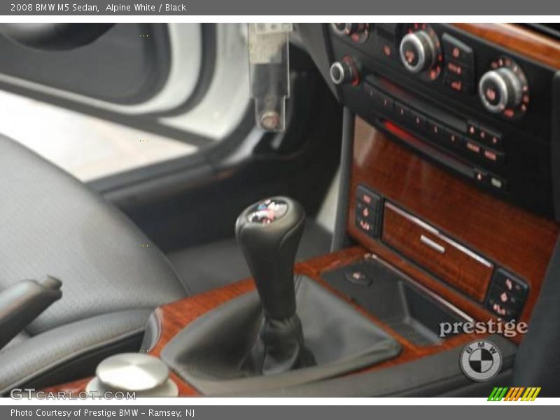 Alpine White / Black 2008 BMW M5 Sedan