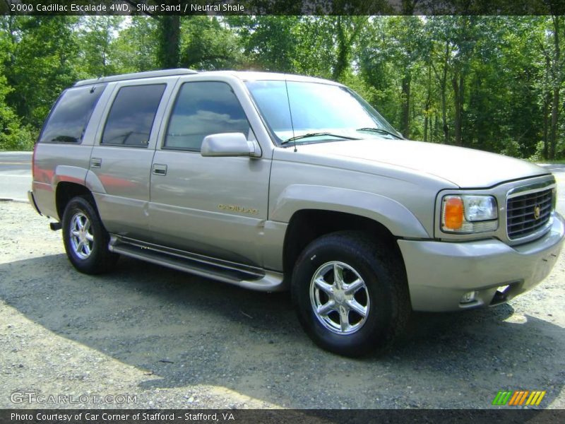 Silver Sand / Neutral Shale 2000 Cadillac Escalade 4WD
