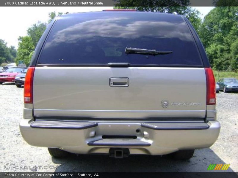 Silver Sand / Neutral Shale 2000 Cadillac Escalade 4WD