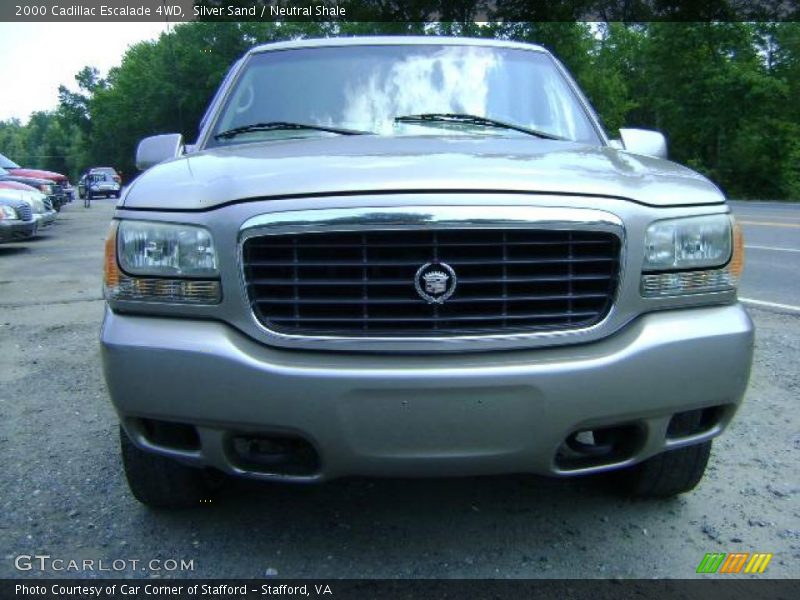 Silver Sand / Neutral Shale 2000 Cadillac Escalade 4WD