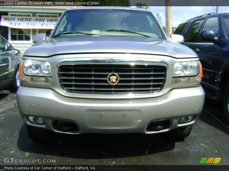 Silver Sand / Neutral Shale 2000 Cadillac Escalade 4WD