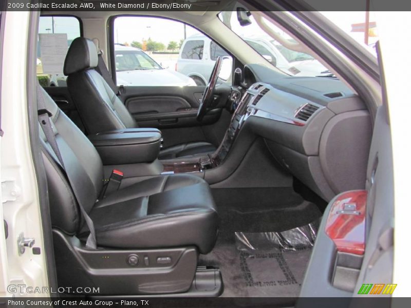 White Diamond / Ebony/Ebony 2009 Cadillac Escalade AWD