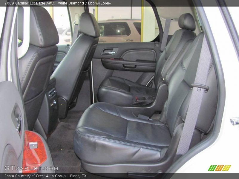 White Diamond / Ebony/Ebony 2009 Cadillac Escalade AWD