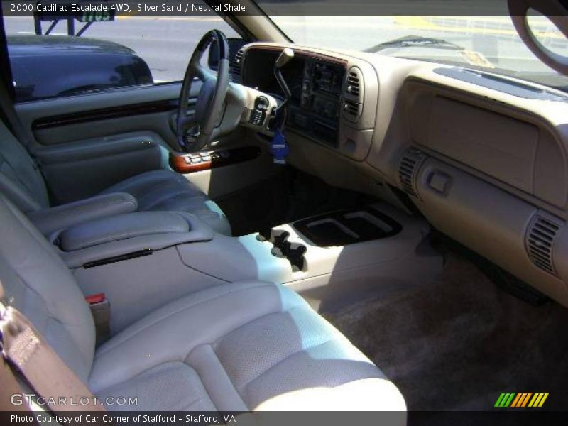 Silver Sand / Neutral Shale 2000 Cadillac Escalade 4WD