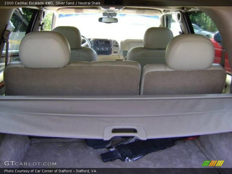 Silver Sand / Neutral Shale 2000 Cadillac Escalade 4WD