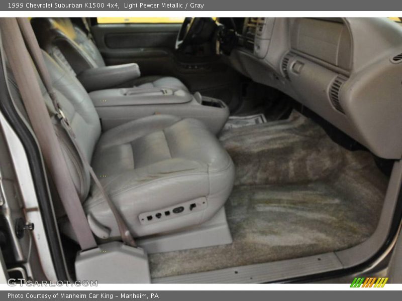 Light Pewter Metallic / Gray 1999 Chevrolet Suburban K1500 4x4