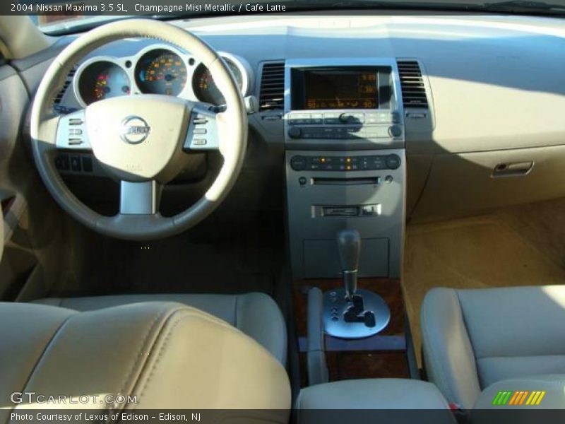 Champagne Mist Metallic / Cafe Latte 2004 Nissan Maxima 3.5 SL