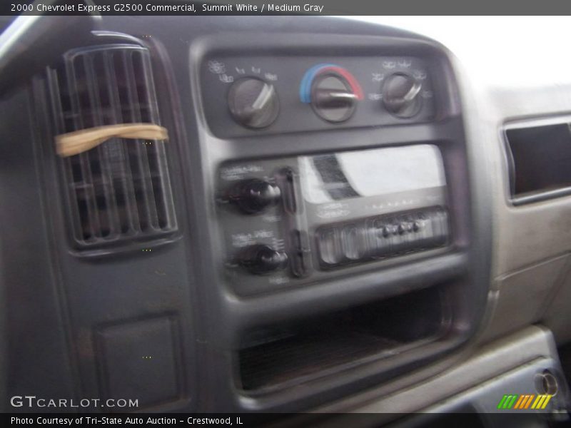 Summit White / Medium Gray 2000 Chevrolet Express G2500 Commercial