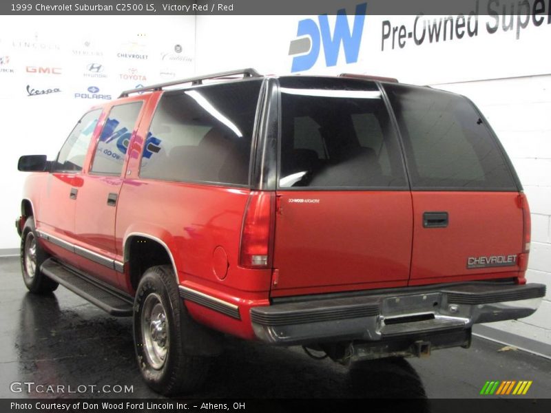 Victory Red / Red 1999 Chevrolet Suburban C2500 LS