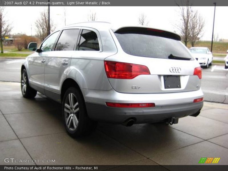 Light Silver Metallic / Black 2007 Audi Q7 4.2 Premium quattro