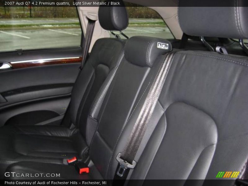 Light Silver Metallic / Black 2007 Audi Q7 4.2 Premium quattro