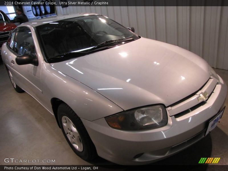 Ultra Silver Metallic / Graphite 2004 Chevrolet Cavalier Coupe