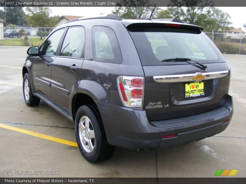 Granite Gray Metallic / Light Gray 2007 Chevrolet Equinox LS