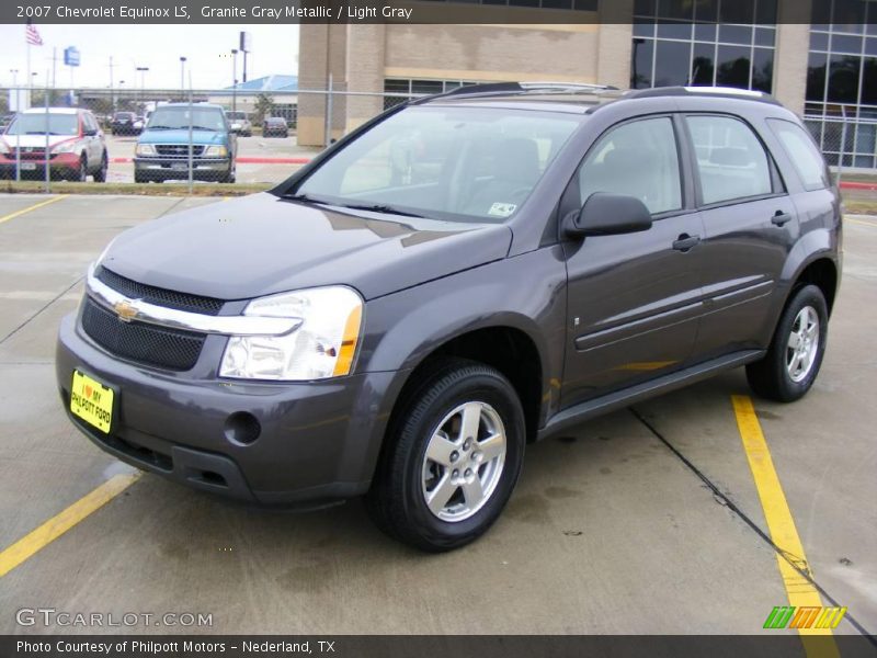 Granite Gray Metallic / Light Gray 2007 Chevrolet Equinox LS