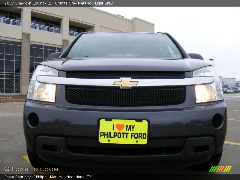 Granite Gray Metallic / Light Gray 2007 Chevrolet Equinox LS