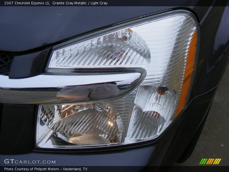 Granite Gray Metallic / Light Gray 2007 Chevrolet Equinox LS