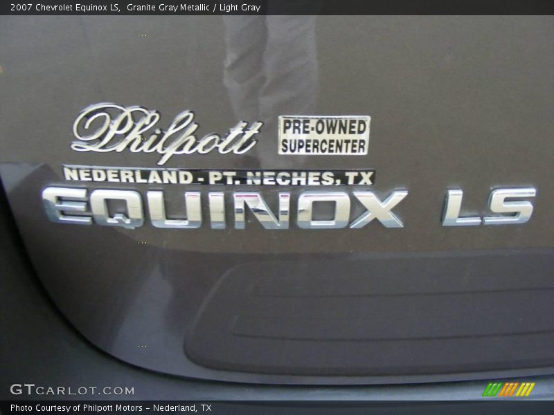 Granite Gray Metallic / Light Gray 2007 Chevrolet Equinox LS