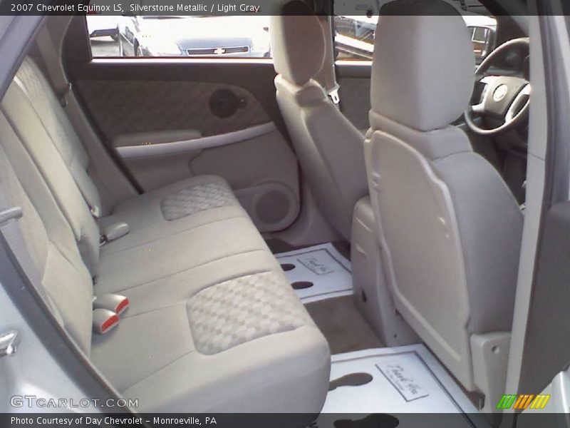 Silverstone Metallic / Light Gray 2007 Chevrolet Equinox LS