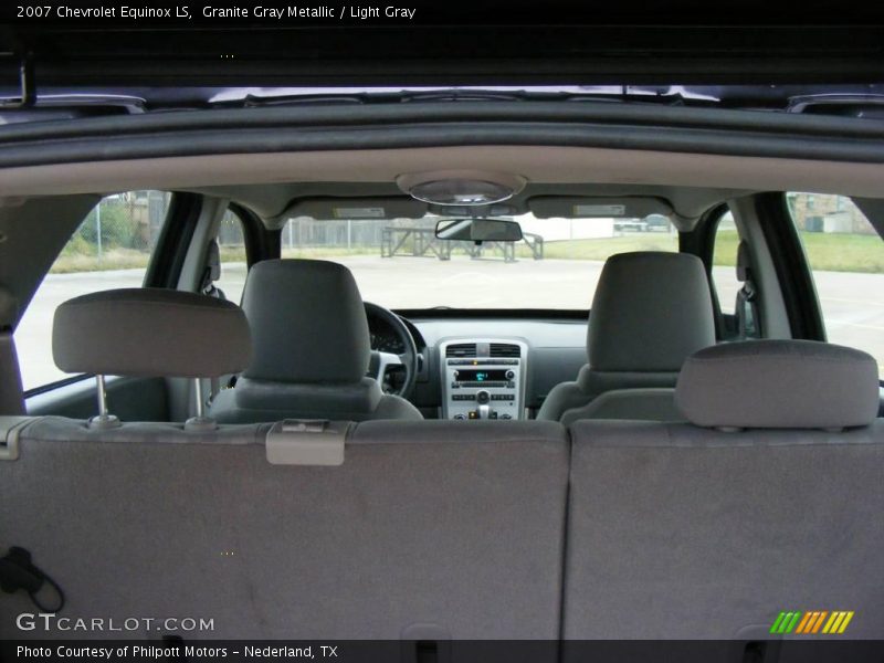 Granite Gray Metallic / Light Gray 2007 Chevrolet Equinox LS