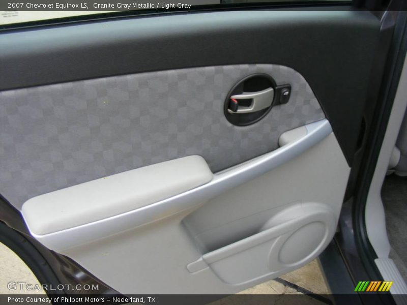 Granite Gray Metallic / Light Gray 2007 Chevrolet Equinox LS
