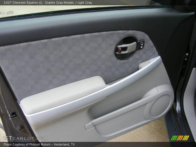 Granite Gray Metallic / Light Gray 2007 Chevrolet Equinox LS