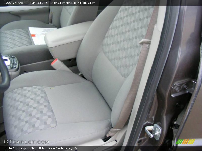 Granite Gray Metallic / Light Gray 2007 Chevrolet Equinox LS
