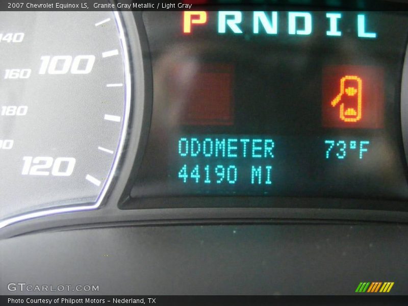 Granite Gray Metallic / Light Gray 2007 Chevrolet Equinox LS