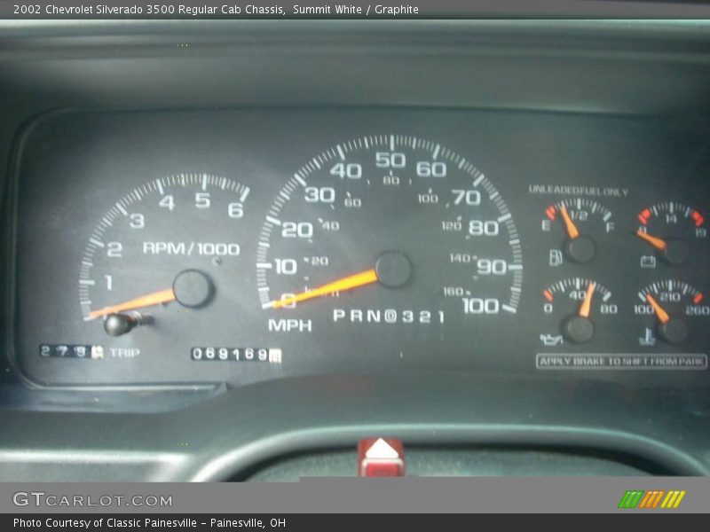 Summit White / Graphite 2002 Chevrolet Silverado 3500 Regular Cab Chassis