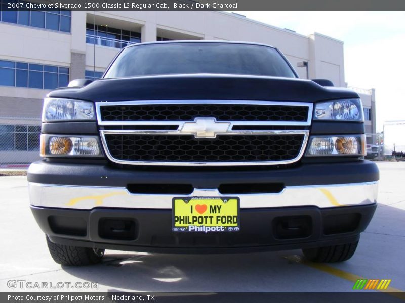 Black / Dark Charcoal 2007 Chevrolet Silverado 1500 Classic LS Regular Cab